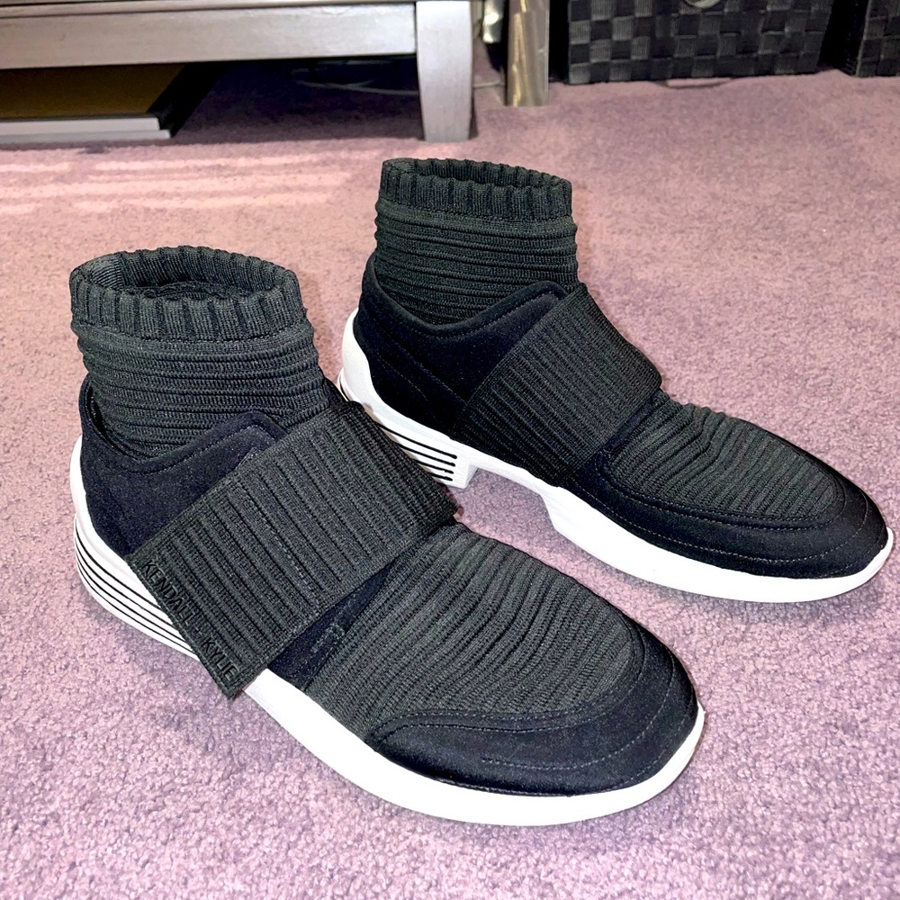 Kendall+Kylie black high top sneakers - Picture 2 of 5